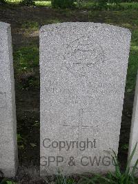 Lijssenthoek Military Cemetery - Stainton, William