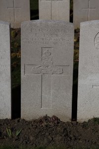 Lijssenthoek Military Cemetery - Starkie, Parker