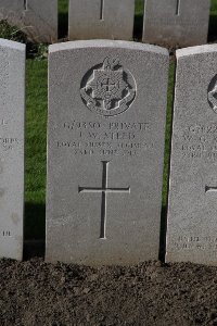 Lijssenthoek Military Cemetery - Steed, James William