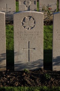 Lijssenthoek Military Cemetery - Stephenson, J