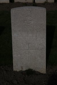 Lijssenthoek Military Cemetery - Stevenson, Douglas Baptist