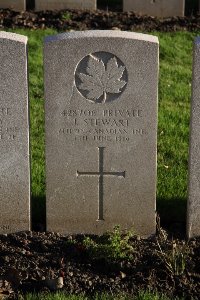Lijssenthoek Military Cemetery - Stewart, J