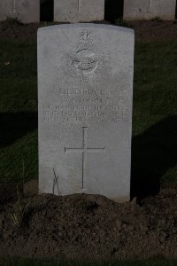 Lijssenthoek Military Cemetery - Stobart, William