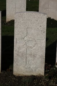 Lijssenthoek Military Cemetery - Stone, William John