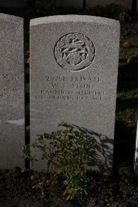 Lijssenthoek Military Cemetery - Stone, William Edward