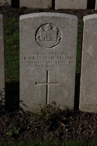 Lijssenthoek Military Cemetery - Strapps, Frank Le Fevre