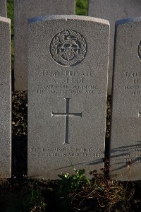 Lijssenthoek Military Cemetery - Stride, Alfred
