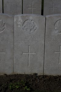 Lijssenthoek Military Cemetery - Stride, H J