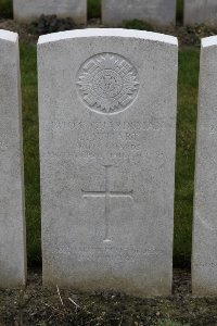 Lijssenthoek Military Cemetery - Stuart, C