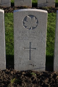Lijssenthoek Military Cemetery - Stuart, Hubert Norgrove