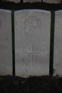 Lijssenthoek Military Cemetery - Sturman, William Charles