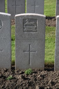 Lijssenthoek Military Cemetery - Sugden, E L
