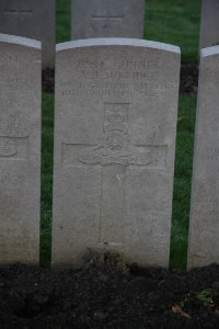 Lijssenthoek Military Cemetery - Surridge, Alfred John
