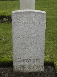 Lijssenthoek Military Cemetery - Susai, 