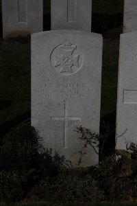 Lijssenthoek Military Cemetery - Swadling, L C