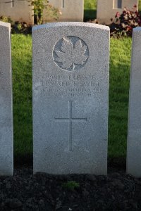 Lijssenthoek Military Cemetery - Swift, E F