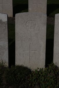 Lijssenthoek Military Cemetery - Swinson, H