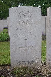 Lijssenthoek Military Cemetery - Sykes, T