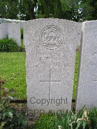 Lijssenthoek Military Cemetery - Talbot, F