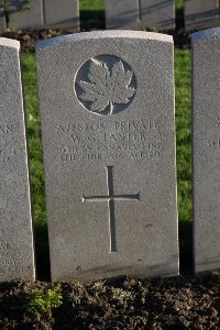 Lijssenthoek Military Cemetery - Tanter, W. Guillaume