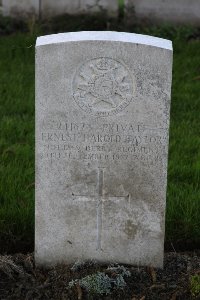 Lijssenthoek Military Cemetery - Taylor, Ernest Harold