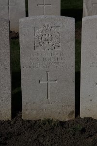Lijssenthoek Military Cemetery - Templing, W S