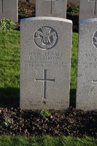 Lijssenthoek Military Cemetery - Thomas, Richard Stanley John