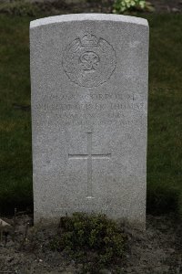 Lijssenthoek Military Cemetery - Thomas, William Oliver