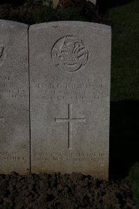 Lijssenthoek Military Cemetery - Thompson, Frederick David