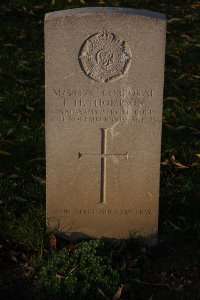 Lijssenthoek Military Cemetery - Thompson, Francis Henry