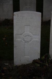 Lijssenthoek Military Cemetery - Thompson, James Richard