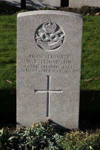 Lijssenthoek Military Cemetery - Thompson, William Edward