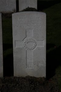 Lijssenthoek Military Cemetery - Thornton, George Alfred