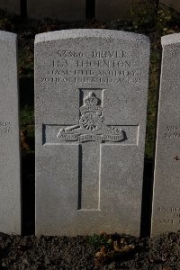 Lijssenthoek Military Cemetery - Thornton, Henry Stenning