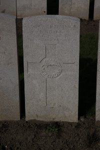 Lijssenthoek Military Cemetery - Tilzey, Roland