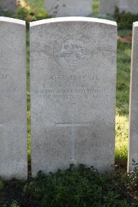 Lijssenthoek Military Cemetery - Todd, R