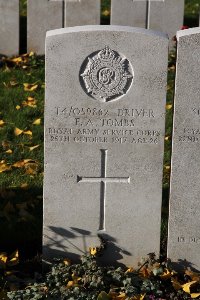 Lijssenthoek Military Cemetery - Tombs, Frederick Arthur