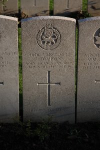 Lijssenthoek Military Cemetery - Tompkins, Frank