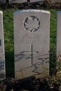 Lijssenthoek Military Cemetery - Tomsett, Percy