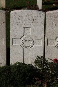 Lijssenthoek Military Cemetery - Tooley, David Doughty