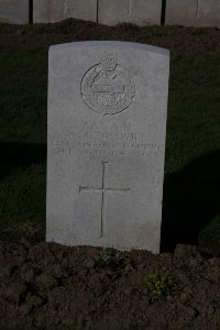 Lijssenthoek Military Cemetery - Tosswill, Walter Roy