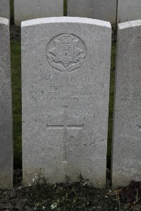 Lijssenthoek Military Cemetery - Townsend, J