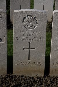 Lijssenthoek Military Cemetery - Travers, Leonard Christopher