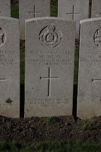 Lijssenthoek Military Cemetery - Trent, W