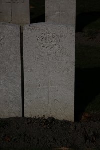 Lijssenthoek Military Cemetery - Trevis, James Henry