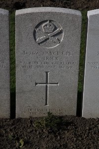 Lijssenthoek Military Cemetery - Trick, Samuel