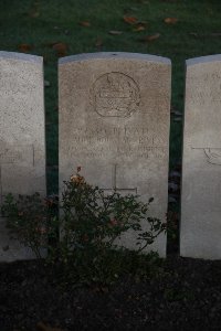 Lijssenthoek Military Cemetery - Trivess, Claude Douglas