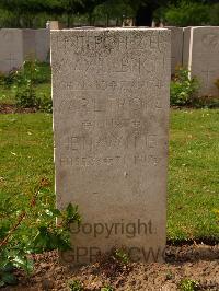 Lijssenthoek Military Cemetery - Troka, Karl