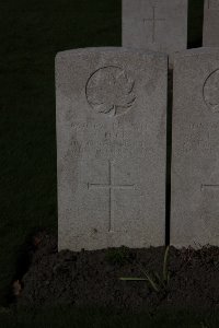 Lijssenthoek Military Cemetery - Tuck, J