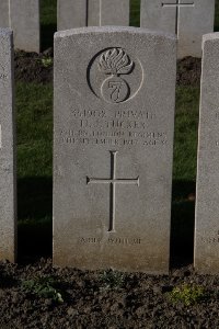 Lijssenthoek Military Cemetery - Tucker, H J